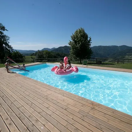 אוהל מפואר Treehouse Na Skaluc *